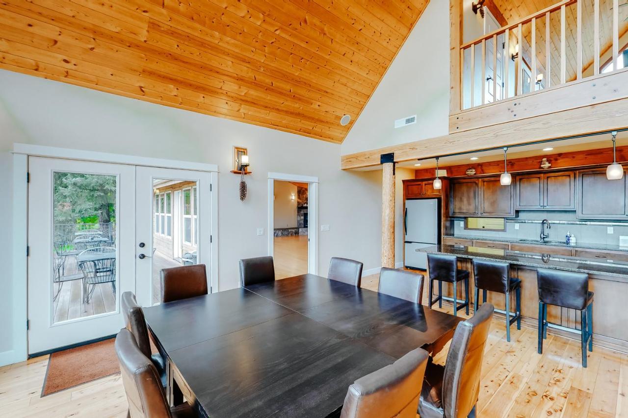 The Lodge At Diamond Woods Eugene Bagian luar foto