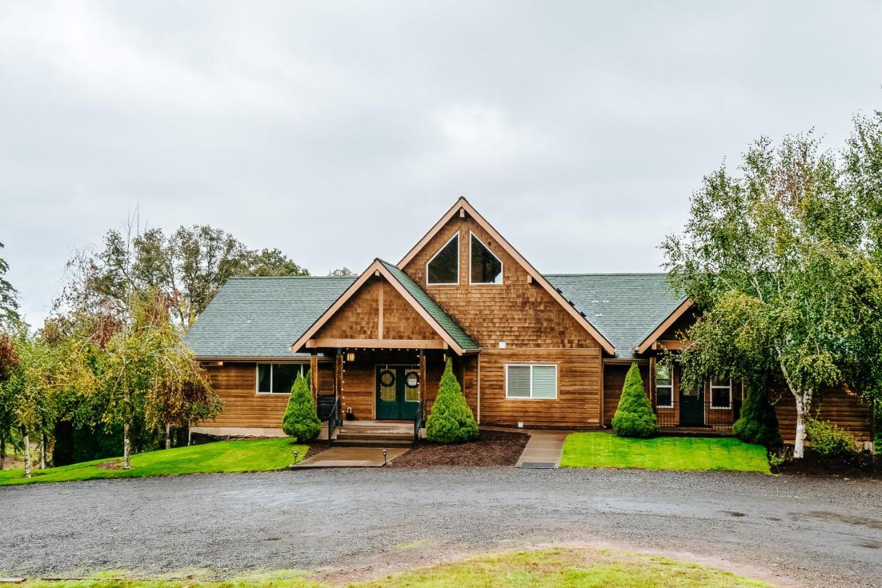The Lodge At Diamond Woods Eugene Bagian luar foto